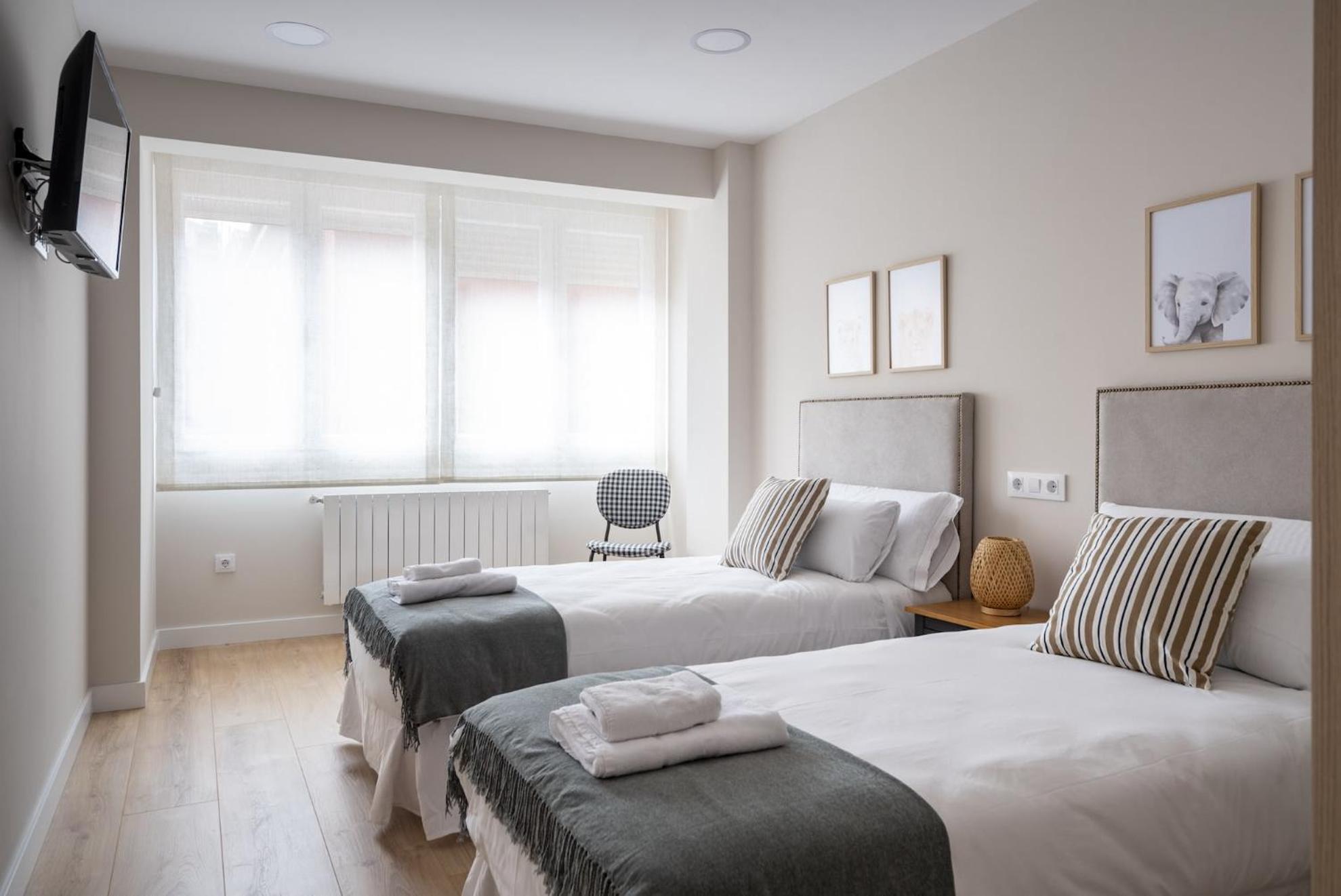 Elegante Apartamento En El Centro. Nuevo! Santander Zewnętrze zdjęcie